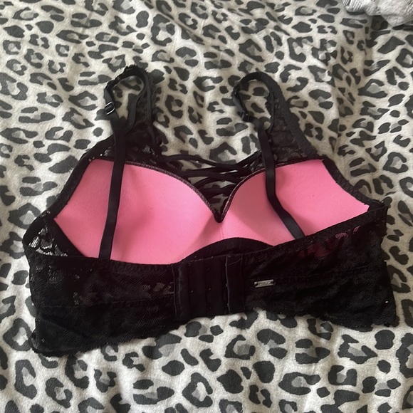 Victoria's Secret Pink Cross Front Push Up Bralette size XS - Picture 2 of 3